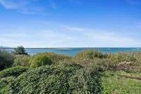 Sandpiper~ Water front on the Netarts Bay ~ unobstructed views. Sleeps 6