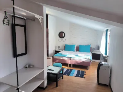 Omir Bed & Breakfast Hotels in 