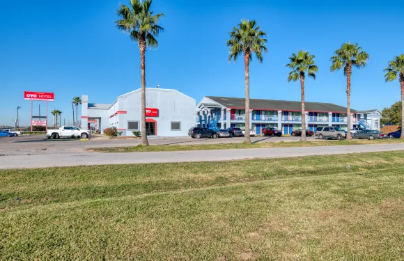 OYO德克薩斯羅森伯格I-69酒店