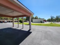 Economy Inn - Motels