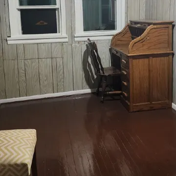 Cozy 3-bedroom house in charming Buffalo with WiFi, AC