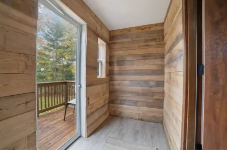 Entire Home Near Lake Superior