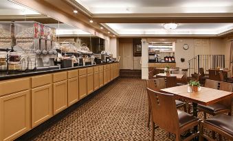 Wingate by Wyndham Bellingham Heritage Inn