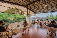 The Social Stays Bangalore formerly ArtBuzz - Morgenmad
