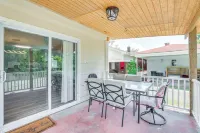 Walterboro House w/ Office Near Wildlife Center - 2-Star