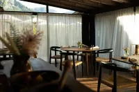 L'Alpaga, a Beaumier Hotel - breakfast