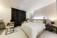 Gimpo Drive-in B-Faced Hotel Louis