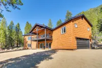Stunning Twin Lakes Home w/ Deck, 2 Mi to Lake! - 3 estrellas