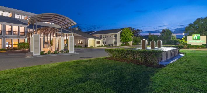 Holiday Inn CAPE COD - HYANNIS by IHG Hotele w: Barnstable