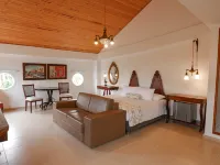 Hotel Kartaxa Hotels near Coffee Museum