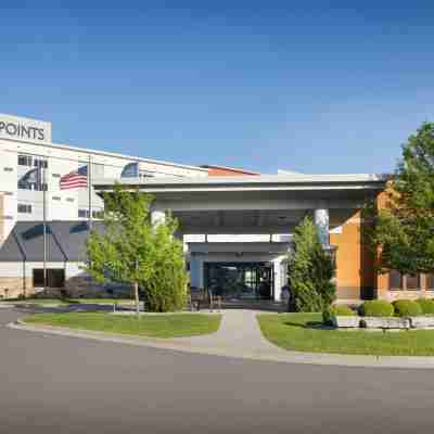 Four Points by Sheraton Saginaw Hotel Exterior