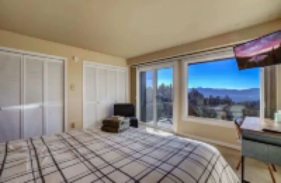 Scenic Escape - Best Views of Lake Tahoe! Hotels in Kingsbury