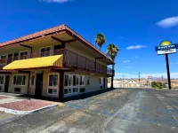 Days Inn by Wyndham Barstow Hotels near The Prescription Shoppe