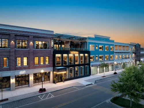Ada Hotel