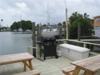 4th Floor spacious 2 BR, 2 BA w/ spectacular views of Boca Ciega Bay