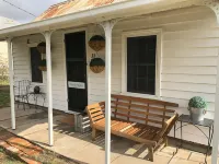 Peppercorn Cottage Avoca ... Colonial cottage accommodation on the Avoca River Hotels in Avoca