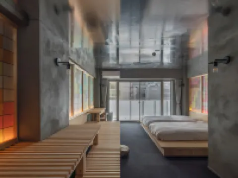 SEVEN STORIES / 七個故事