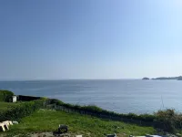 "L'Abri côtier", exceptional location on the cliff with 180° sea view. Các khách sạn ở Plougonvelin