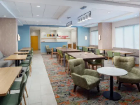 Hampton Inn Nashua Hotels in Nashua