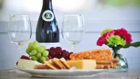Comfortable Kitchen and Proximity to Attractions - Stylish Cozy Retreat Hotel di Greater Carrollwood