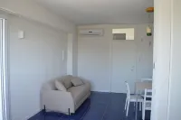 Rosemary studio apartment 20m from the free beach, ideal for a seaside getaway.