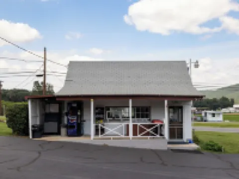 ฮิลล์ไซด์ โรงแรมในPage County