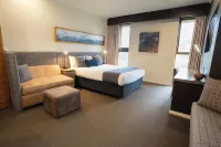 Sovereign Park Motor Inn Hotels in Enfield