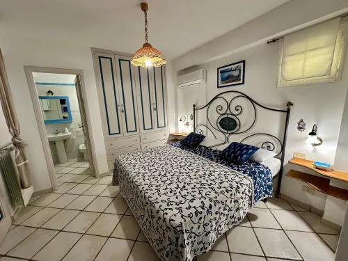 Aeolian Villa - Apartment with Terrace