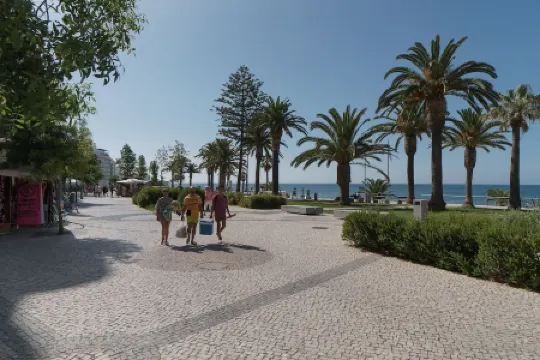 Viggo White Apartment, Armacao de Pera, Algarve