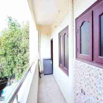 Well connected 2bhk in heart of the city Others