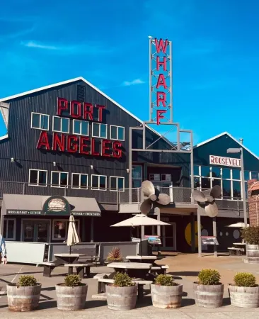 "Adventure Awaits  – Tiny Living, Big Adventure