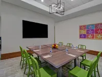 هوم2 سويتس باي هيلتون هيوستون ميديكال سنتر، تكساس Hotels near محطة سميث لاندز