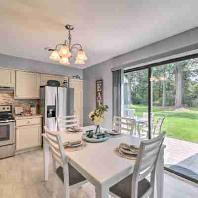 Swansboro Coastal Home < 3 Mi to State Park! Rooms