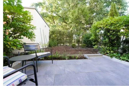 2 room loft apartment with garden and parking space Отели в г. Фюрт