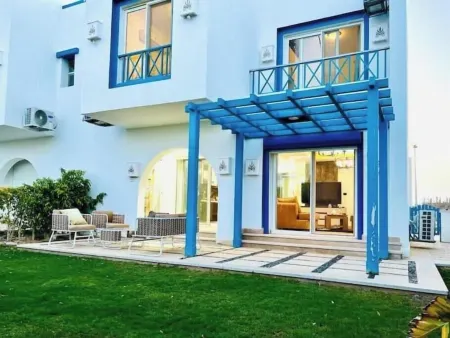 3bedroom villa mountain view Отели в г. Мерса Матрух