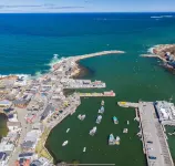 Bright Coastal Apartment in the center of Quaint New England Sea Town