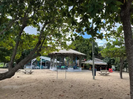 Duplex Sea View, Beach 100m away