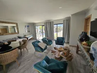 Walking distance to several beaches, Ferragudo village, supermarkets and Portimão.