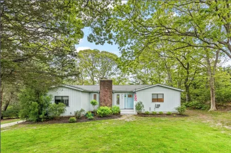 Charming 3-bedroom with WiFi and AC in lovely Southampton