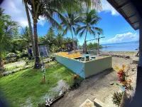 Charming 3-bedroom resort with WiFi, AC in peaceful Surigao Del Sur privatebeach Hotel a Marihatag