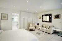 Prestige villa Mougins sleeps 8