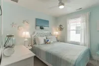 Luxury Home Near Beach, Boardwalk & Shopping-Elevator/Linens/Game Room/Bikes Hotels in Ocean City