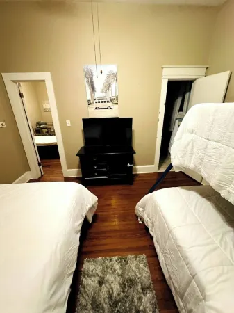 Charming vintage apartment in nice Gainsville