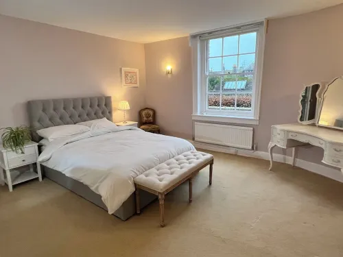 Stylish Georgian Townhouse in Rye Citadel