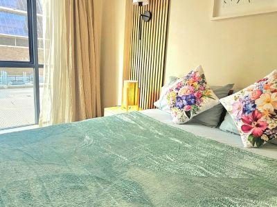 Joyful Stay|Stylish reatreat in Perth City Center. Middle OF Perth City