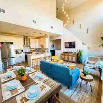 NEW Luxe 3BR Rooftop Retreat Min to NYC/ Manhattan and EWR aiport / Metlife Others