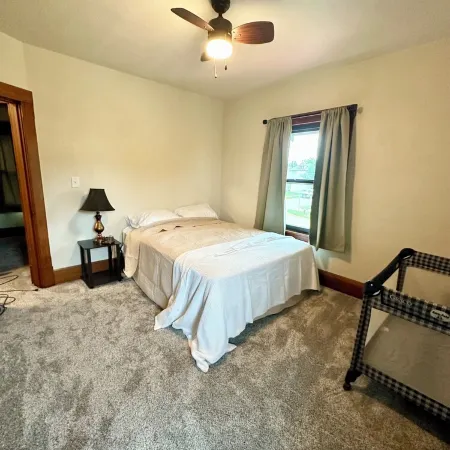 4BR Retreat in Waukon • Group Friendly