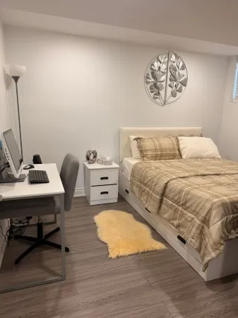 Dream Home, Cosy, nice, quiet environment, best getaway location for your trip. Отели в г. Торолд