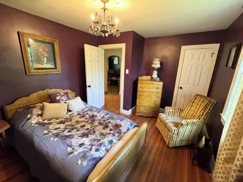 Black Rose:  A uniquely charming vintage 3 bedroom home