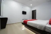 FAMILY ROOM 8-S G INTERNATIONAL